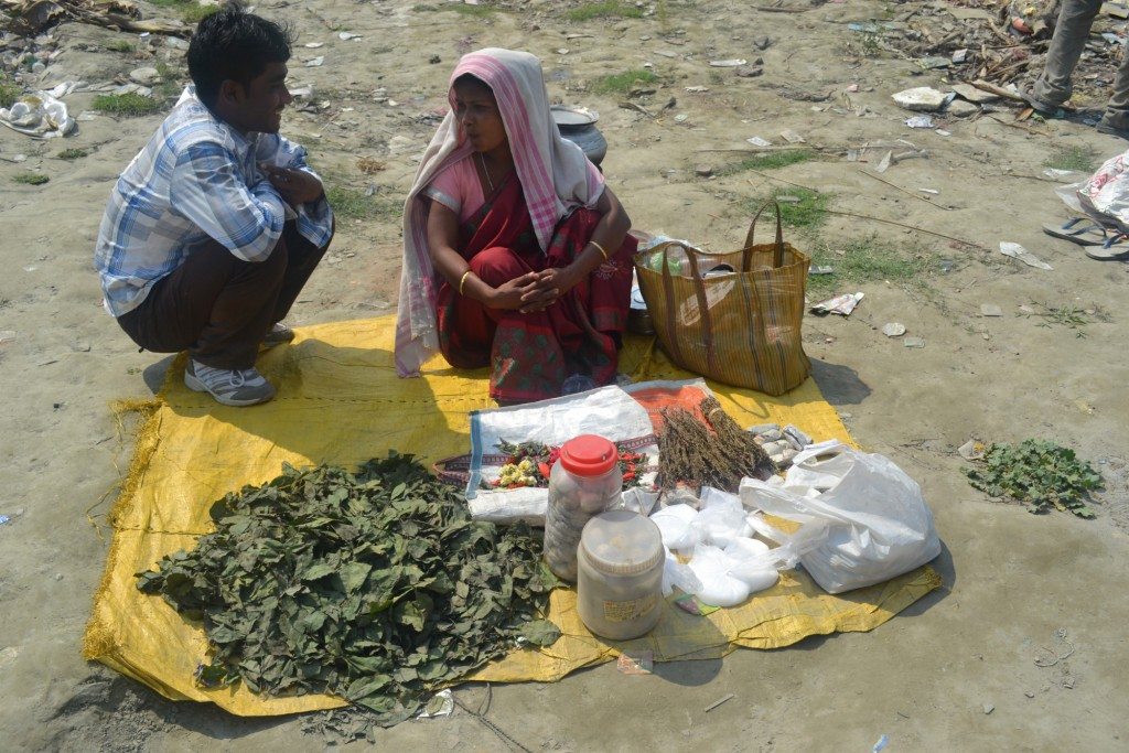 Woman_selling_Cannabis