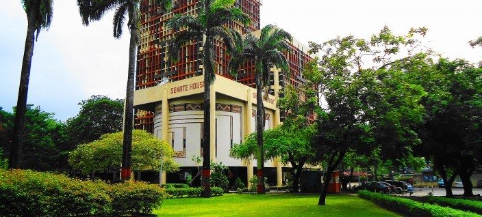 جامعة لاغوس (UNILAG)