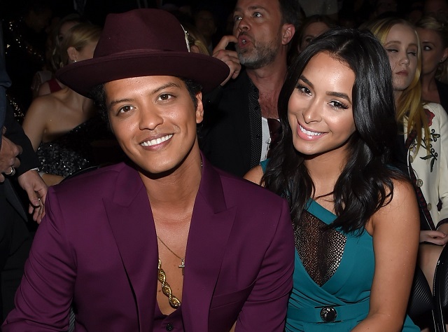 Jessica Caban และ Bruno Mars